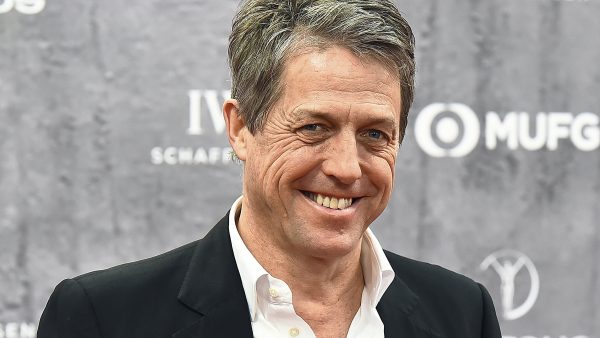 Grote kans dat Hugh Grant prins Andrew gaat spelen in film 'Scoop'