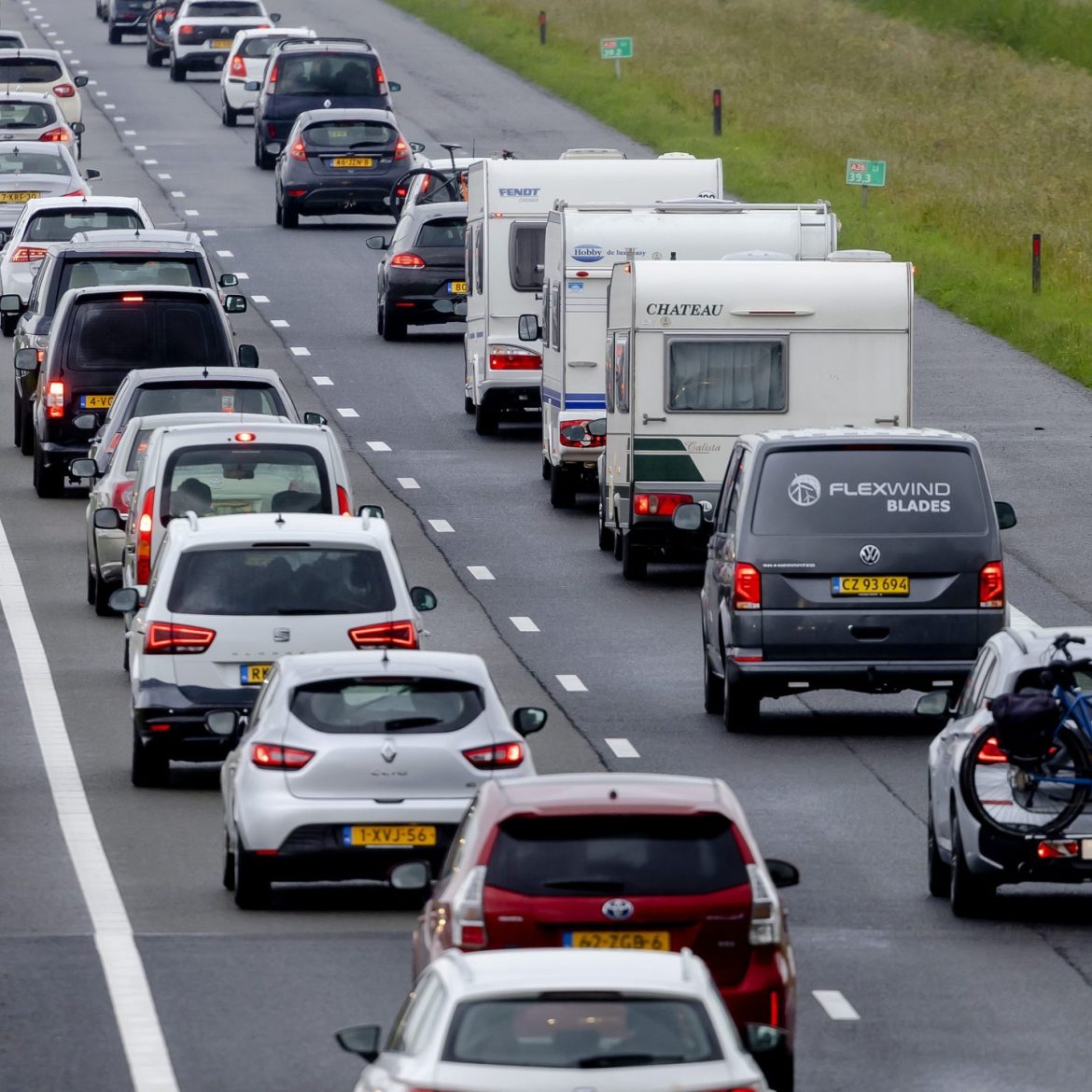 ANWB waarschuwt automobilisten om Parijs te vermijden