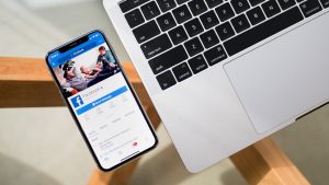 Thumbnail voor Facebook verandert nieuwsfeed: vrienden en groepen in chronologische volgorde