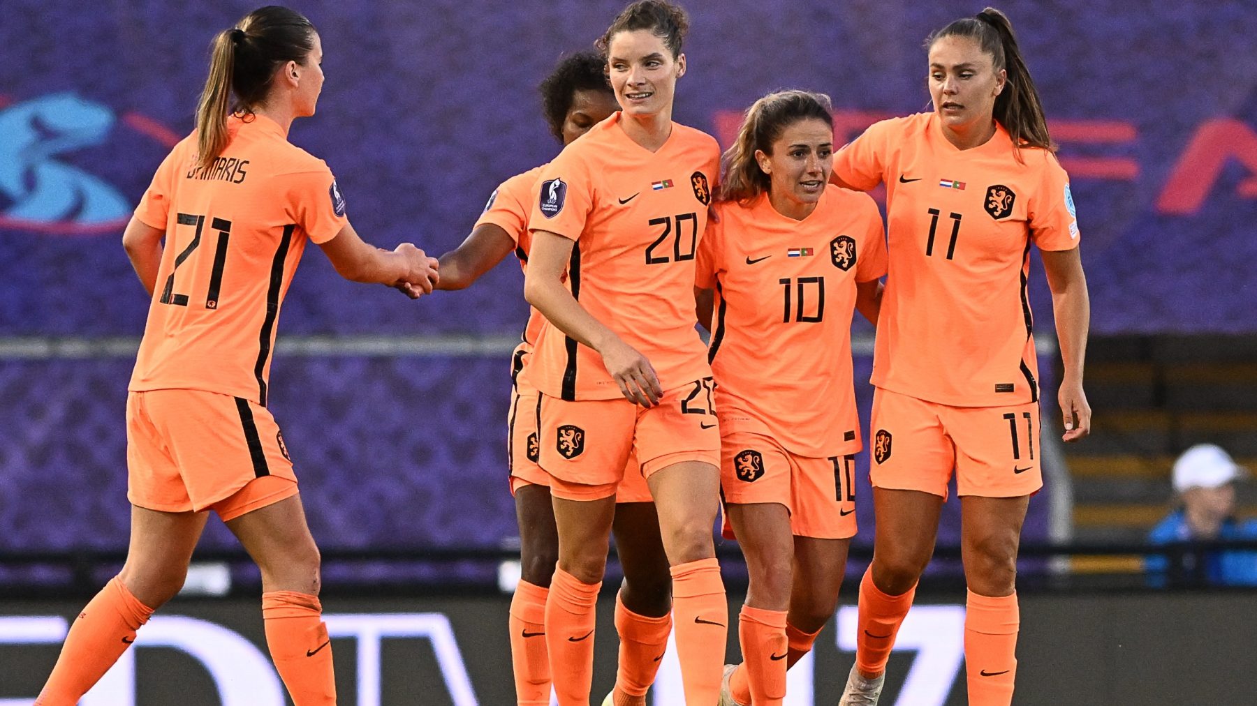 EK Oranje Leeuwinnen voorbij na verlies van Frankrijk