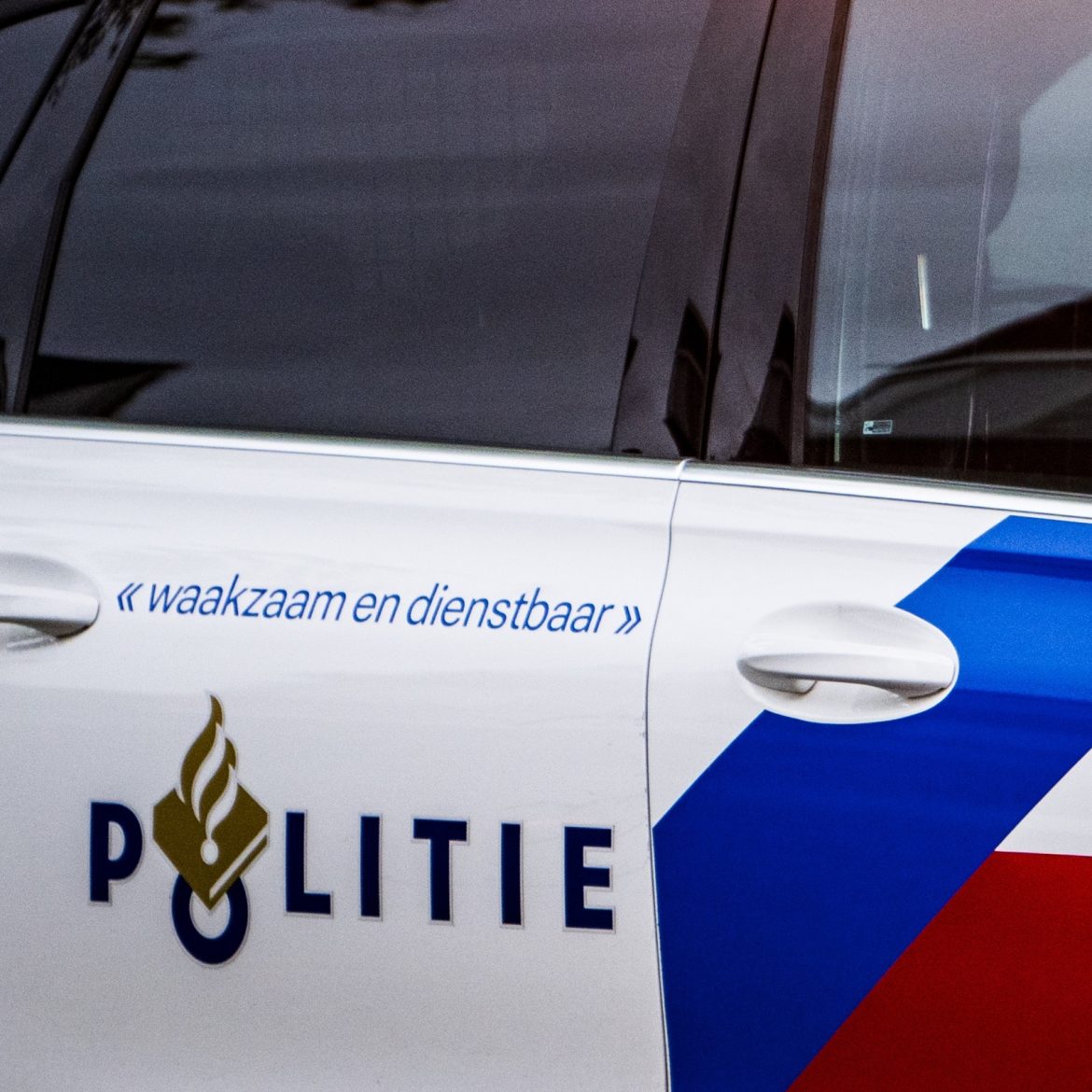 Politie bekogeld met stenen bij geëscaleerd muziekfeest in Brabant