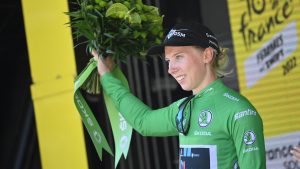 Thumbnail voor Lorena Wiebes wint eerste rit Tour de France Femmes