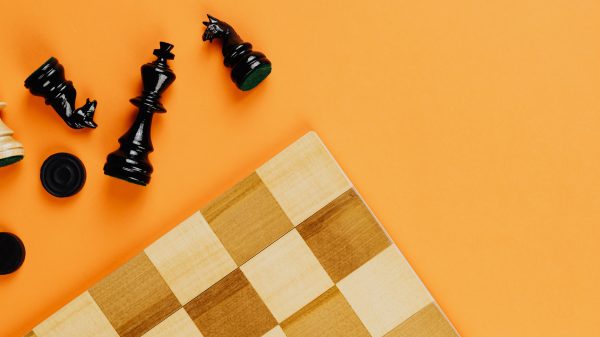 Schaakmat: robot breekt vinger van tegenstander tijdens potje schaken