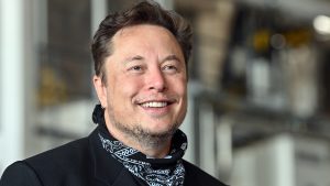 Thumbnail voor Elon Musk ontkent affaire met vrouw van medeoprichter Google