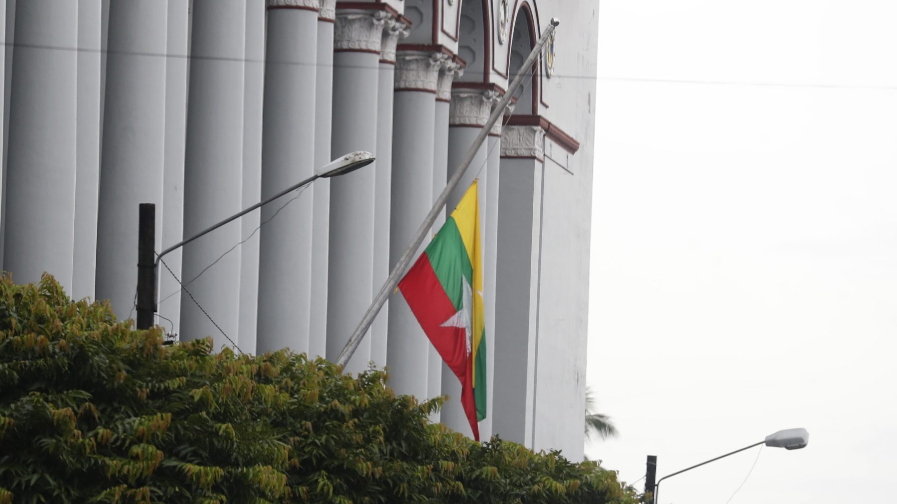 Myanmar voert voor het eerst in decennia doodstraf uit