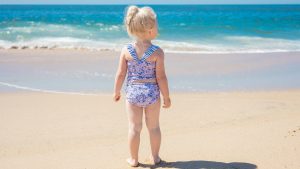 Thumbnail voor Zonnen zonder zorgen: zó raak je je kind niet kwijt op het strand