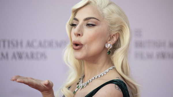 Concert Lady Gaga eindigt voor tientallen fans in een overnachting op Arnhem Centraal