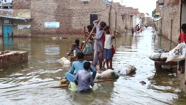 Honderden doden na hevigste regenval in Pakistaanse geschiedenis