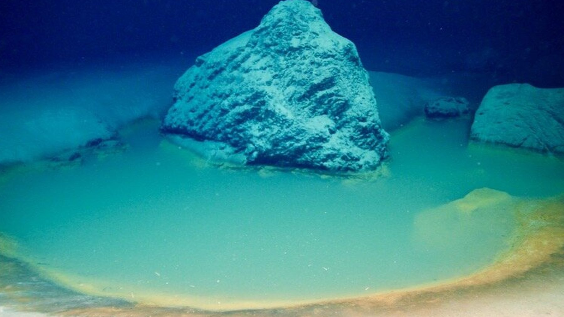 Dodelijk bassin ontdekt op bodem van de Rode Zee, doodt alles wat erin zwemt