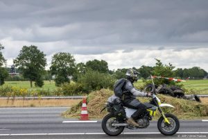 Thumbnail voor OM gaat verkeerscamera’s gebruiken bij gevaarlijke boerenacties