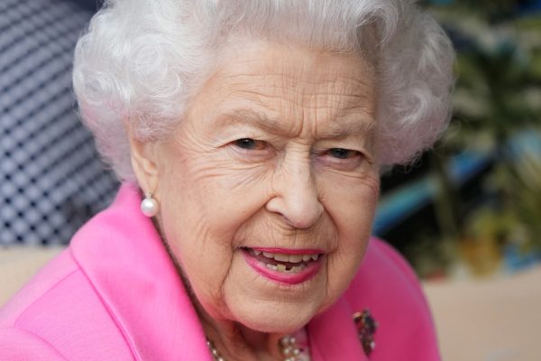 Man met kruisboog verdacht van bedreigen Queen Elizabeth