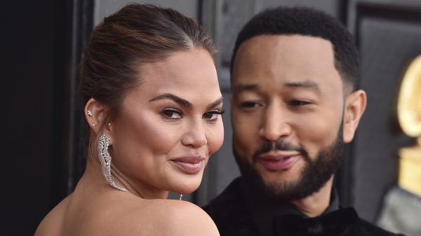 Chrissy Teigen zwanger