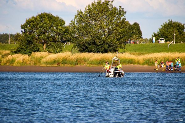 Lichaam gevonden in boot die zonk op de Lek