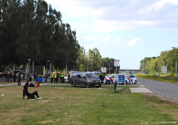 Massale vechtpartij op terrein voor aanmeldcentrum Ter Apel