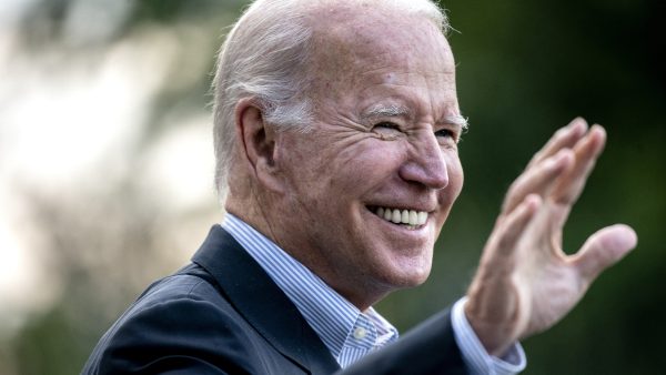 Senaat VS akkoord met miljardenplan van Biden voor klimaat en zorg