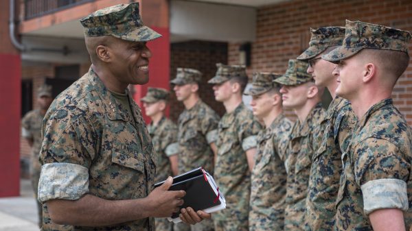 Amerikaanse marine benoemd eerste zwarte officier na 246 jaar