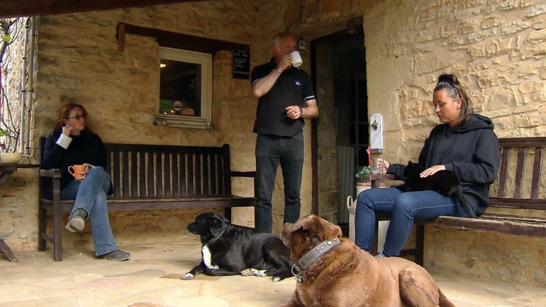 Hans moet kiest tussen Petra en Feessie-Daisy: 'Tijd van komen en gaan'