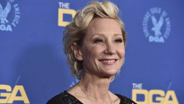 Actrice Anne Heche ligt in coma in het ziekenhuis: 'Kritieke toestand'