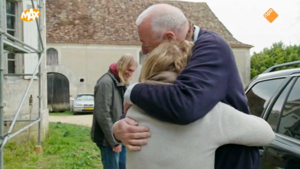 Rutger gaat na half jaar weer naar Frankrijk voor zijn 'Kasteelvrouwe Emmy': 'Leuk om er weer te zijn, hoor'