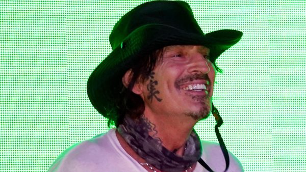 Tommy Lee twitter reacties