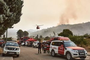 Thumbnail voor 1500 mensen in Noordoost-Spanje geëvacueerd vanwege bosbrand