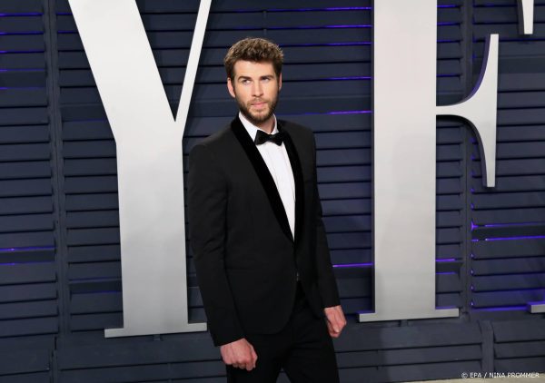 Liam Hemsworth en vriendin uit elkaar