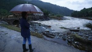 Doden en gewonden op Corsica en Italië door zware storm
