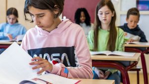 Thumbnail voor Onderwijsminister Wiersma: 'Schoolkeuze moet later plaatsvinden'