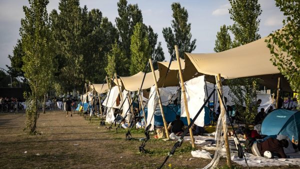 Extra tenten in Ter Apel nu verboden, zoektocht naar opvang gaat door
