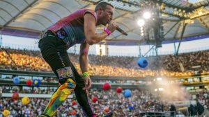 Thumbnail voor Nog 600.000 wachtenden voor u: fans gefrustreerd door stormloop op Coldplay-tickets