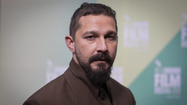 Shia LaBeouf ontkent ontslagen te zijn door Olivia Wilde