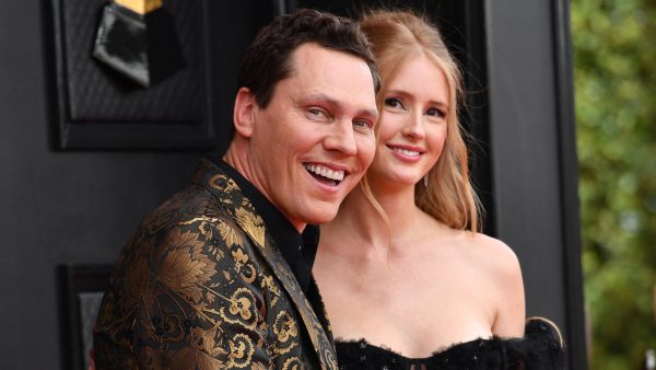 DJ Tiësto en vrouw Annika verwelkomen zoontje 'eerder dan verwacht'