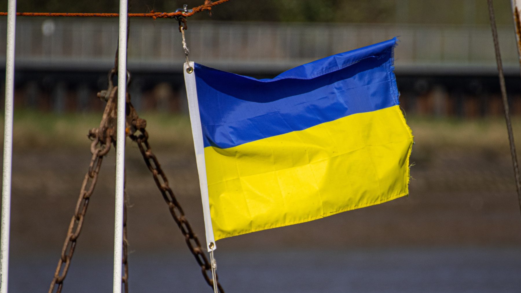 Oekraïne: Russen schieten op steden vanuit kerncentrale Zaporizja
