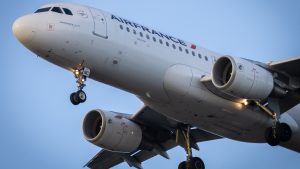 Thumbnail voor Verhitte ruzie in cockpit: piloten Air France geschorst na opstootje