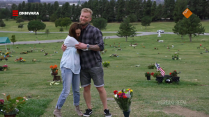 Thumbnail voor Adrienna koopt plekje naast graf van haar man Dion in 'Break Free': 'Daar kom ik te liggen'