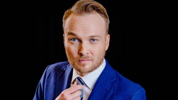 Bijna een miljoen kijkers voor terugkeer Arjen Lubach