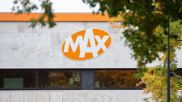 Crisiscompensatie voor medewerkers omroep MAX om 'financiële tegenvallers'