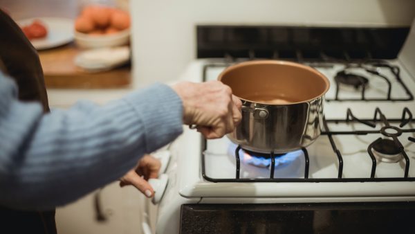 Wilma (61) is noodgedwongen van het gas af