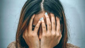 Thumbnail voor Onderzoekers: mentale gezondheid Nederlandse meisjes gaat fors achteruit