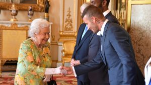 Thumbnail voor David Beckham al meer dan 12 uur in rij voor de Queen: 'Het is een droevige dag'