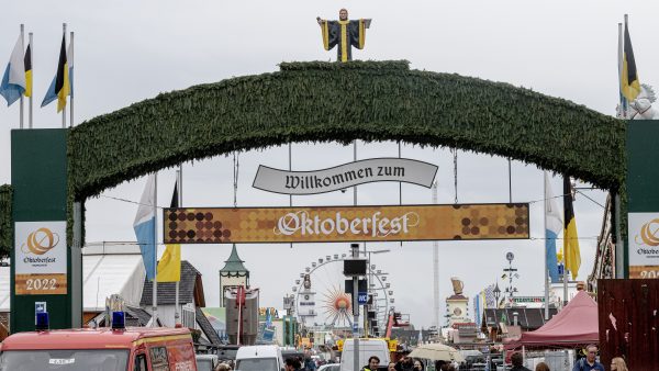Haal die dirndl maar tevoorschijn: Oktoberfest is terug