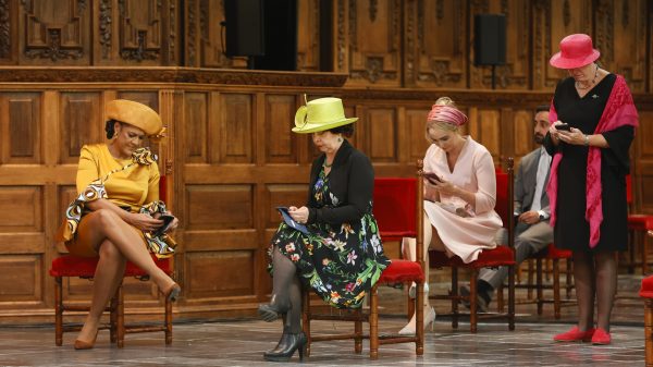 Politici dragen Prinsjesdag-outfit met een boodschap