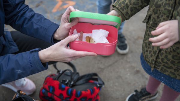 Jared gaat vaak met honger naar school