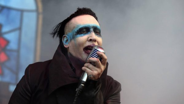 marilyn-manson-weer-aangeklaagd-voor-wangedrag