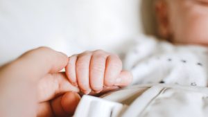 Thumbnail voor Italiaanse vrouwen die als baby verwisseld werden krijgen miljoen euro schadevergoeding