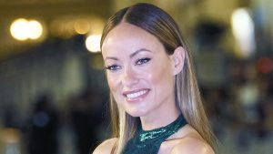 Thumbnail voor Olivia Wilde reageert op #spitgate rond Harry Styles: 'Mensen zoeken overal naar drama'