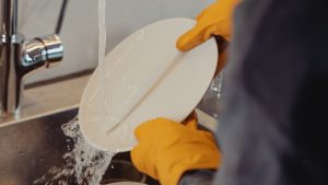 Thumbnail voor Vaat met de hand wassen of in de vaatwasser: wat is goedkoper?