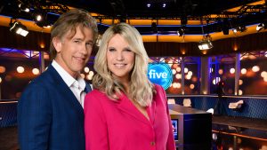 Thumbnail voor Linda de Mol, Waldemar Torenstra en Lies Vissschedijk over nieuwe serie 'Five Live': 'Een smeuïg inkijkje in de mediawereld'