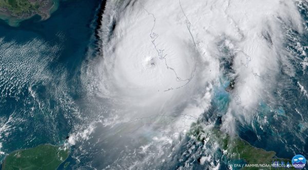 Ian, een van zwaarste orkanen sinds tijden, aan land bij Cayo Costa