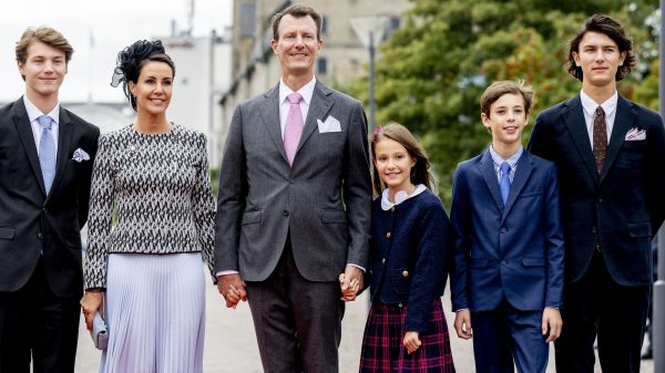 Kinderen Deense prins verliezen titel: 'Geen leuke behandeling'